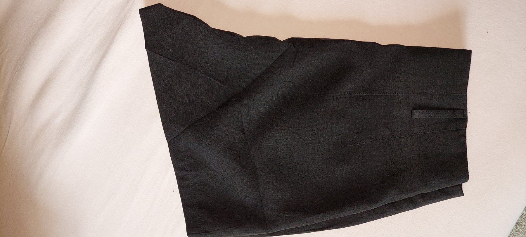 Pantaloni: Shorts Schwarz gr 38 – Nuovo (secondo la descrizione) da Gwatt (Thun) venduto da Letzte-Chance-III 8