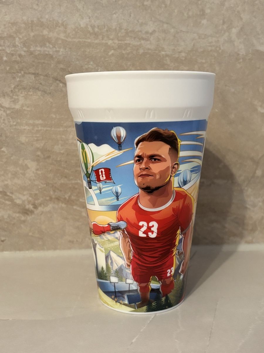 Mc Donald's Gläser: McDonalds Becher – Neu (gemäss Beschreibung) aus St. Pantaleon von fixx96
