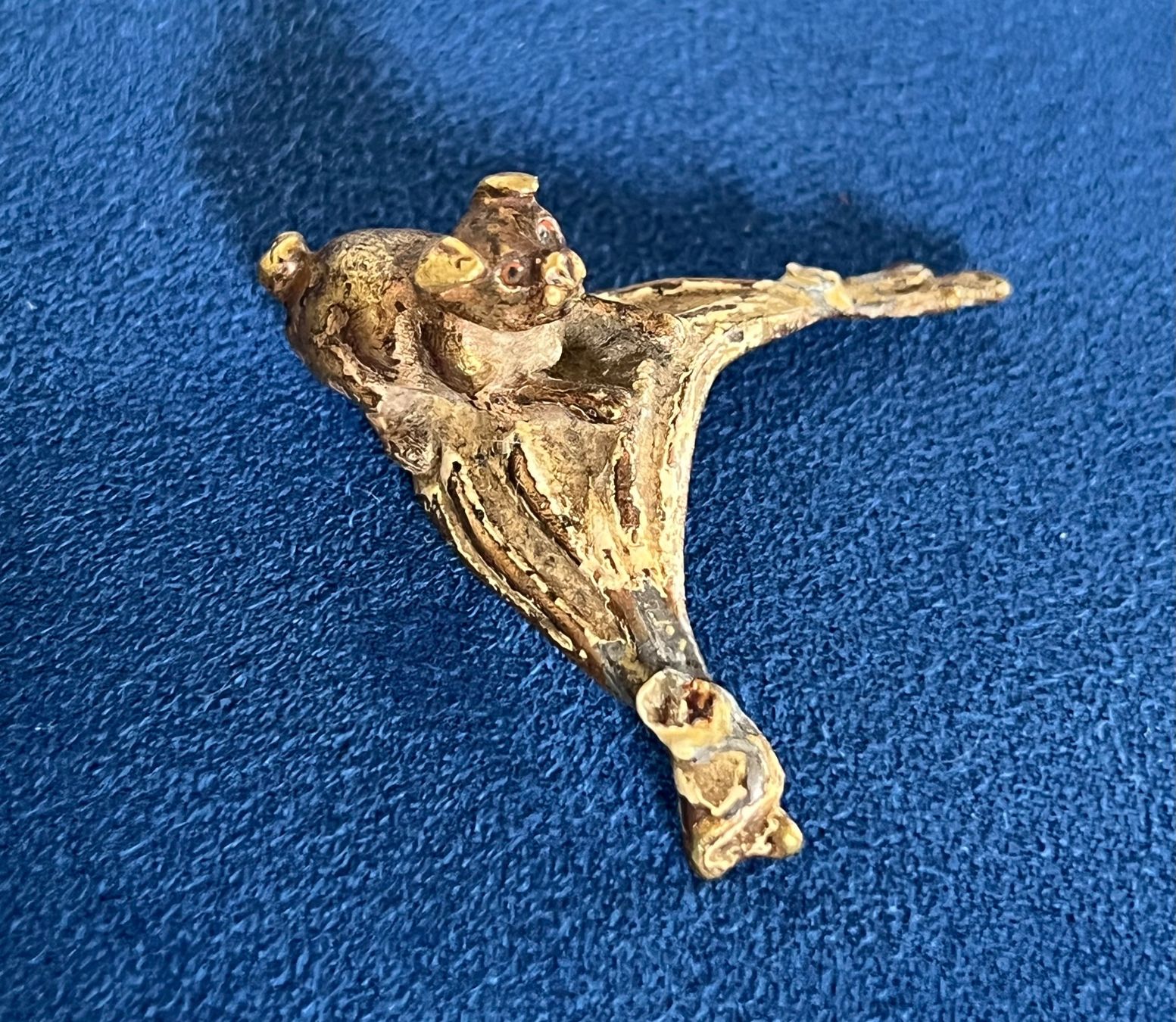 Figurines: Petits chiens en bronze – D'occasion à Farvagny-le-Grand par WatchUP 6