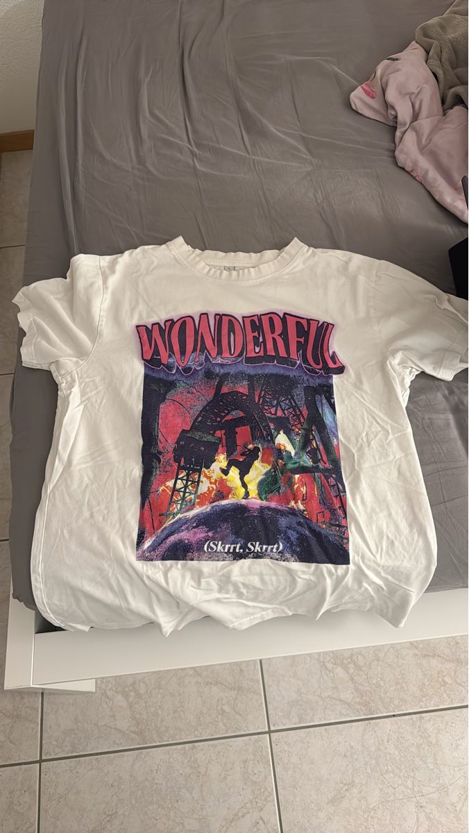 T-shirt: Wonderful T-Shirt – Usato da Elsau venduto da yad_7chf