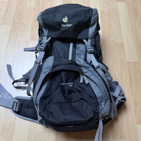 Deuter Futura 32 Rucksack Top Zustand inkl. Regenschutz
