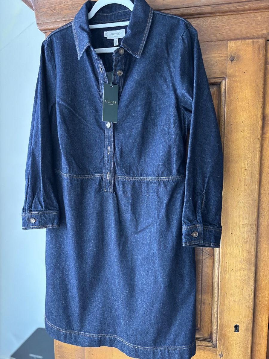 Hobbs Robes: HOBBS - Robe en Jean NEUF - 40 – Neuf avec emballage d'origine à Chardonne par teenyweeny