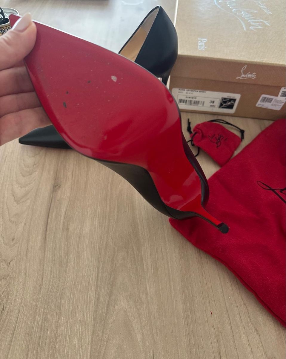 Christian Louboutin Scarpe da donna: Christian Louboutin Heels 38 – Nuovo (secondo la descrizione) da Zürich venduto da Ivana.miloradovic 1