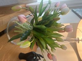 Hochwertige künstliche Tulpen, die sich echt Real Touch