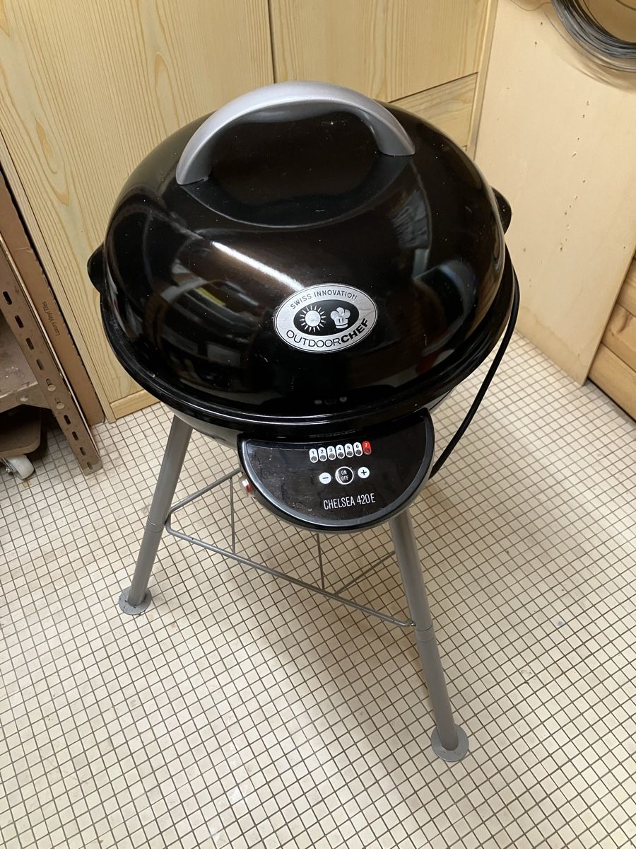 Griglie: Kugelgrill Outdoor Chef – Usato da Schaffhausen venduto da jahu.