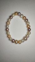 elegantes Perlenarmband in Schmuckschatulle