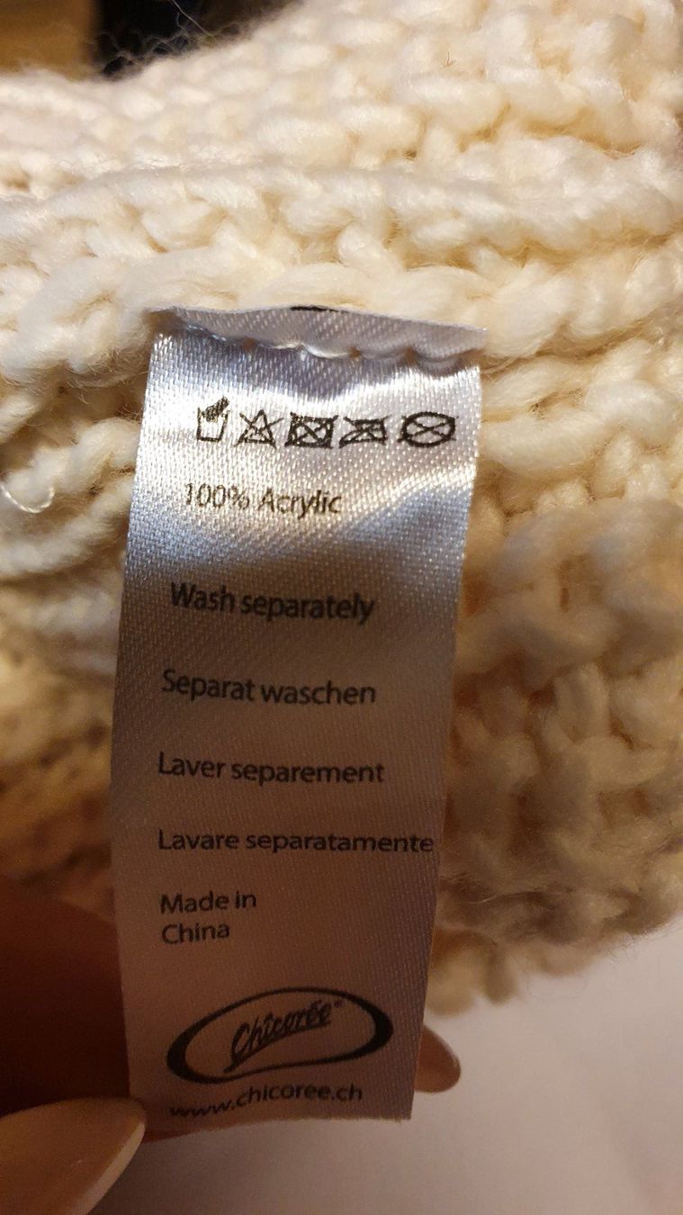 Copricapi, berretti & cappellini: Wintermütze klein – Usato da Wald ZH venduto da Martin79 1
