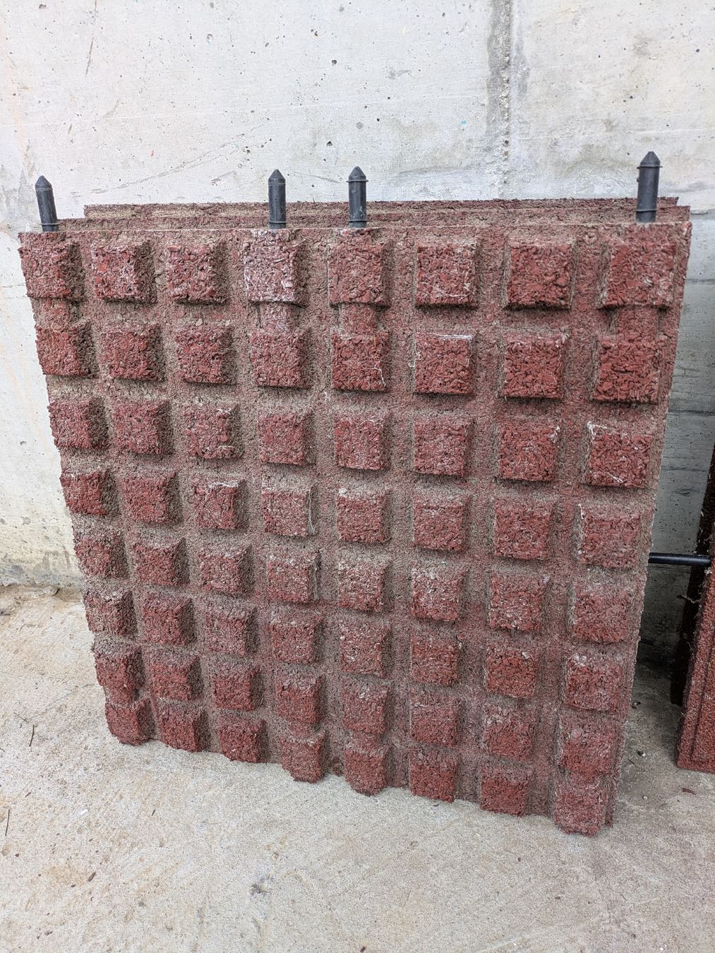 Rivestimenti per pavimenti: Fallschutzplatten – Usato da Schlosswil venduto da Gunner85 7