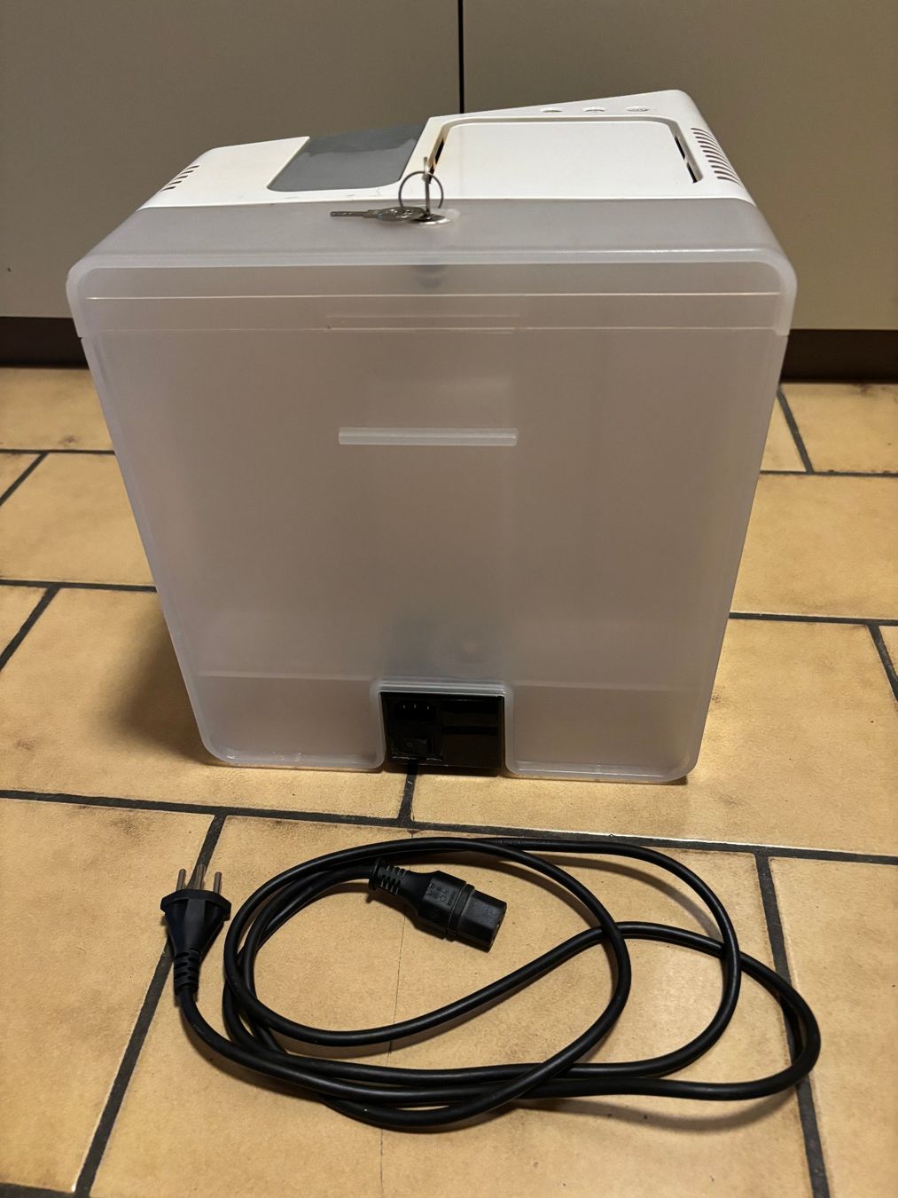 Lavazza Macchine per caffè & Macchine per espresso: A vendre machine à café Lavazza – Usato da Veyras venduto da Franoisvs 3