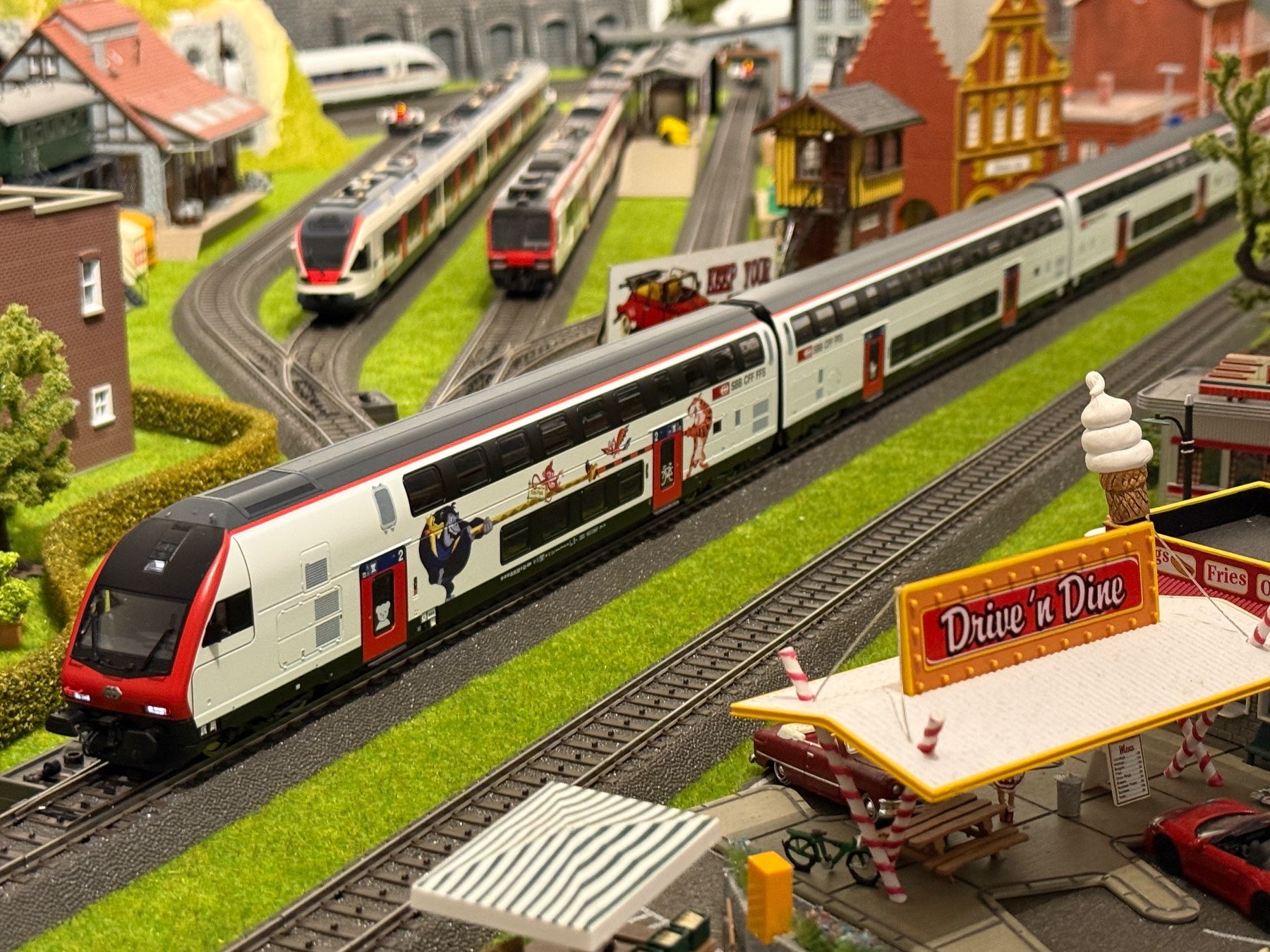 Roco Modellini di ferrovie: Roco - SBB IC 2020 "Refit" - h0, AC, digital, OVP – Nuovo (secondo la descrizione) da Solothurn venduto da NB_SO