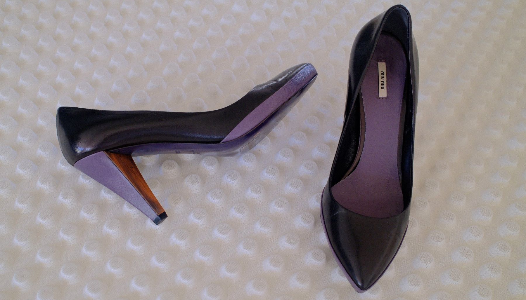 Miu Miu Damenschuhe: Miu Miu – Gebraucht aus Wald ZH von MPA_