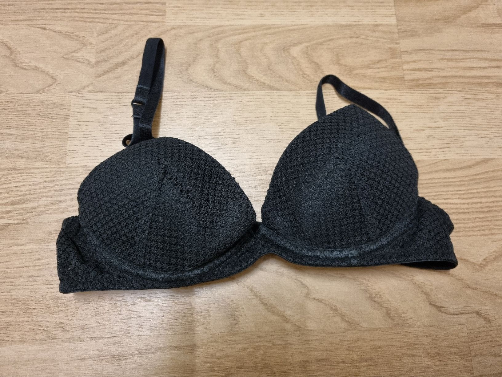Altra biancheria intima: BH schwarz 75A – Nuovo (secondo la descrizione) da Kollbrunn venduto da Tinchjen