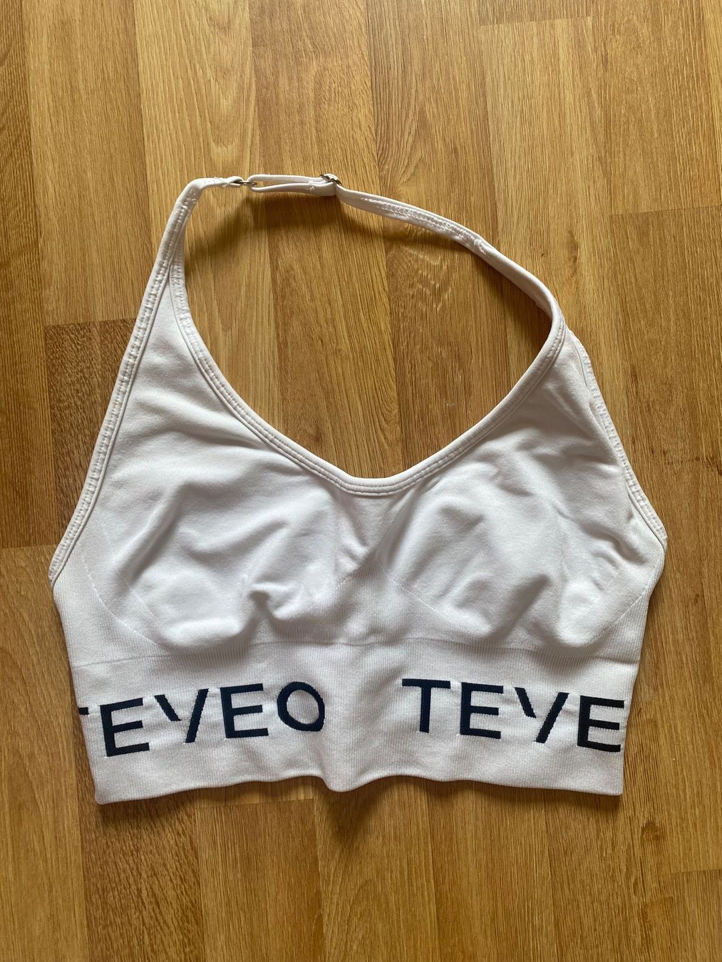 Teveo Tops: signature neckholder bh teveo – D'occasion à Bern par liv_km2r