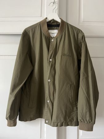 Jacke Marke Makia Khaki L eher M