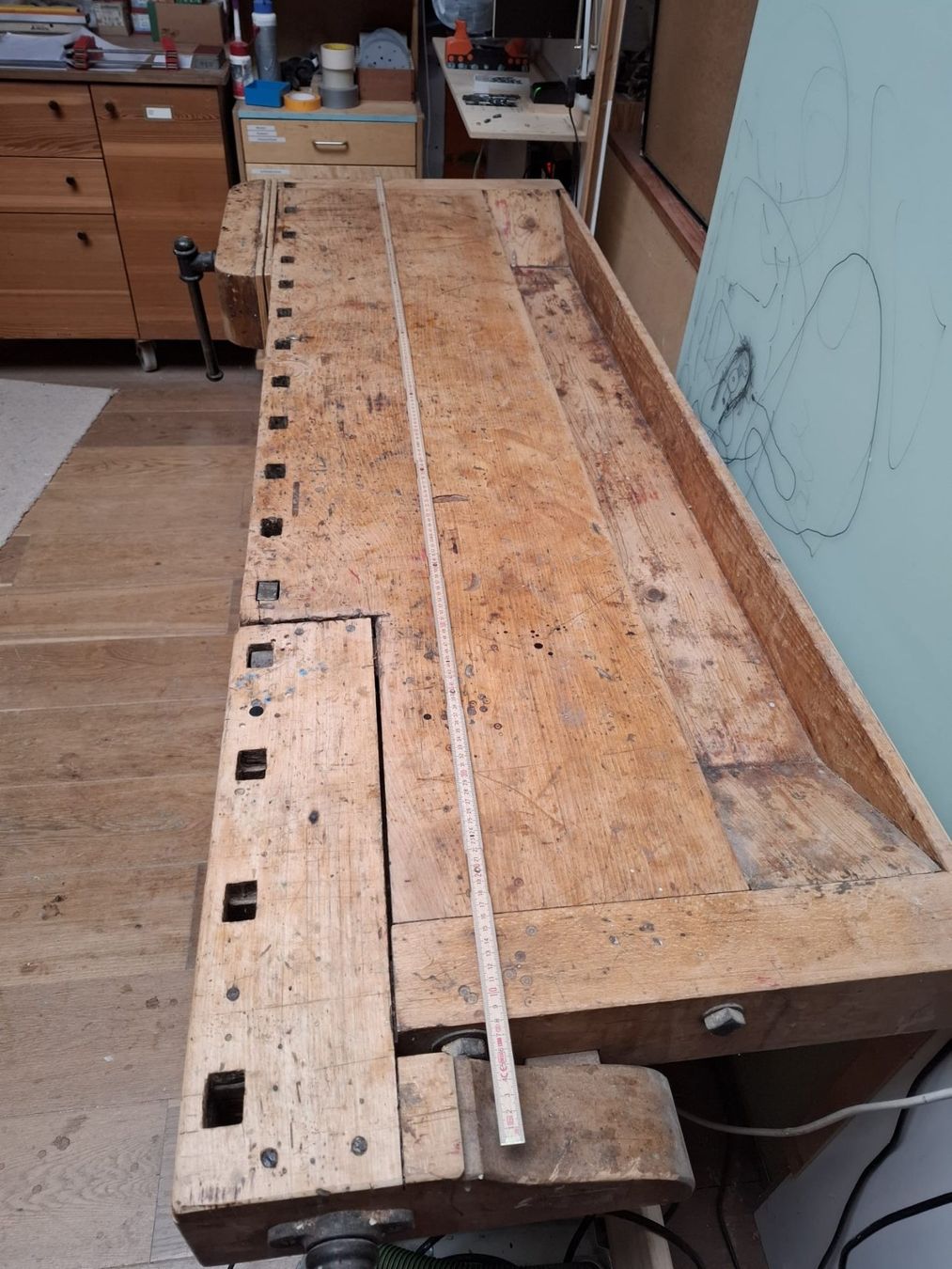 Werkbänke: Hobelbank – Gebraucht aus Basel von WoodAndLuxuryGmbH 1