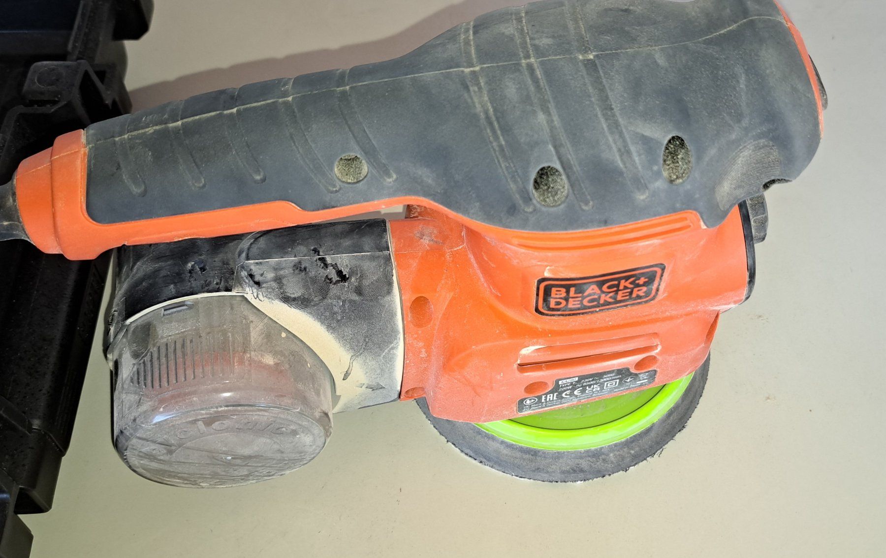 Smerigliatrici & Lucidatrici: BLACK+DECKER KA280K Autoselect 4-in-1 Multischleifer – Usato da Diessenhofen venduto da Osio 2