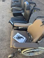 Fauteuils chaises roulantes conforts inclinables