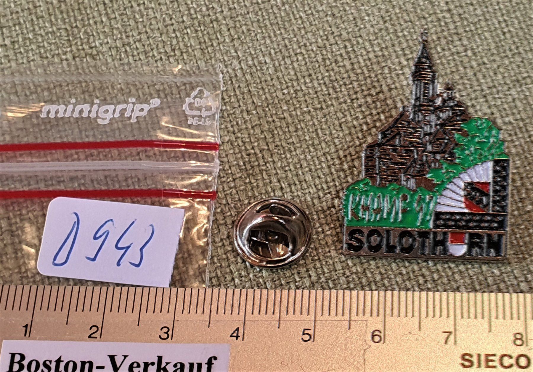 Placchette & Badge: D943 - Pin KHAMF97 Solothurn Bern Suisse – Usato da Reinach BL venduto da Boston-Verkauf 2