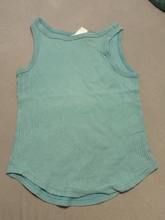 Neues, geripptes Top in türkis, Grösse 32/34