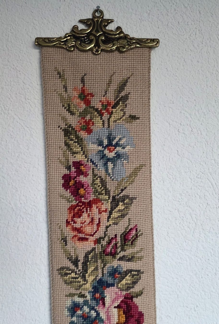 Tutte le decorazioni: Handgestickter Wandbehang, antik, Schweizer Gobelin – Usato da Rheinsulz venduto da Dred 3