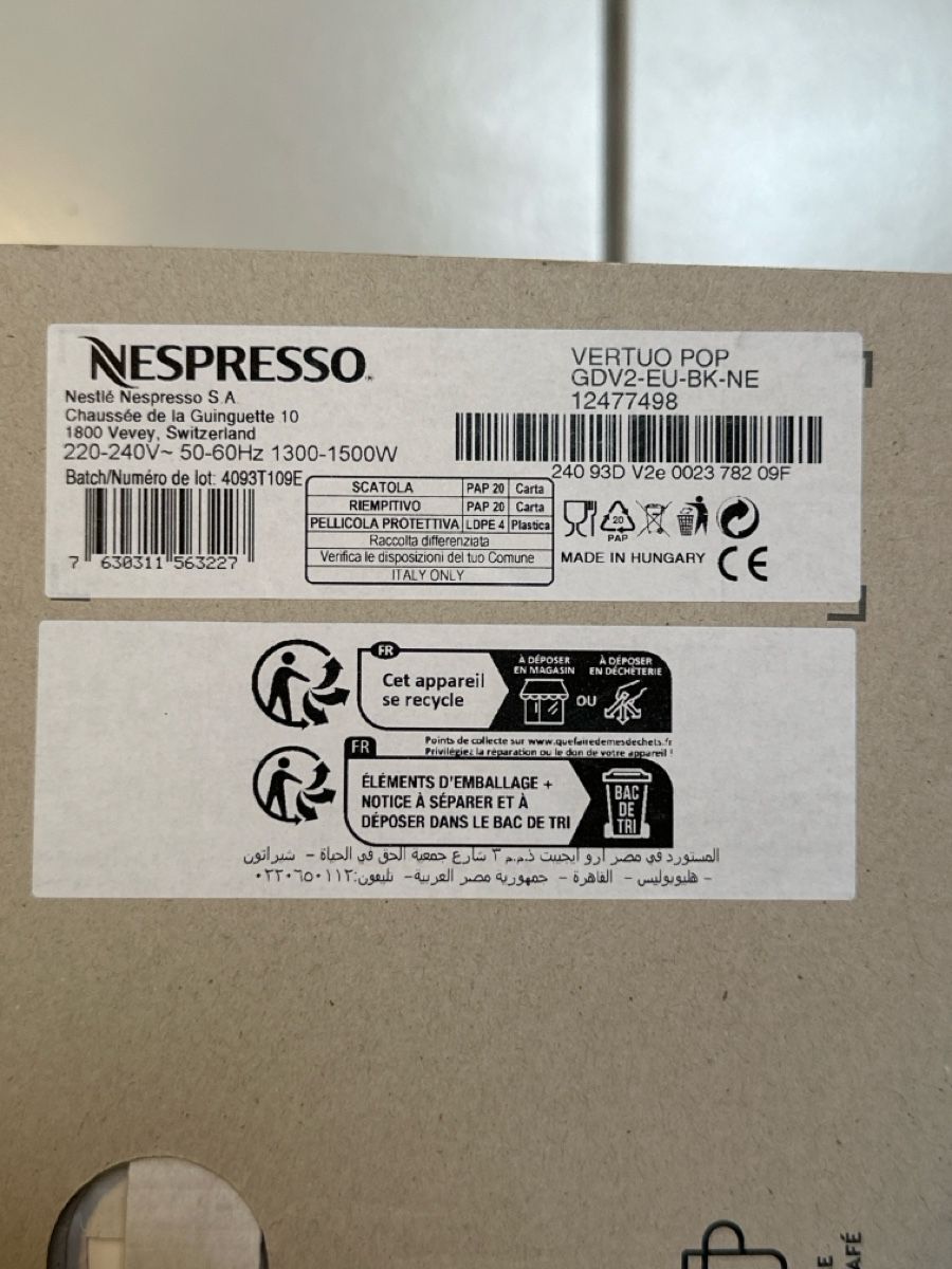 Nespresso Macchine per caffè & Macchine per espresso: Nespresso Vertuo Pop Coffee Machine Black Excellent – Usato da St. Gallen venduto da S_rnw2 6