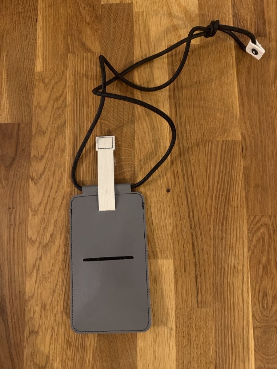 Freitag Covers & Schutzfolien: PROTECTION POUR MOBILE FREITAG – Neu und originalverpackt aus Brügg BE von traindenuit 1