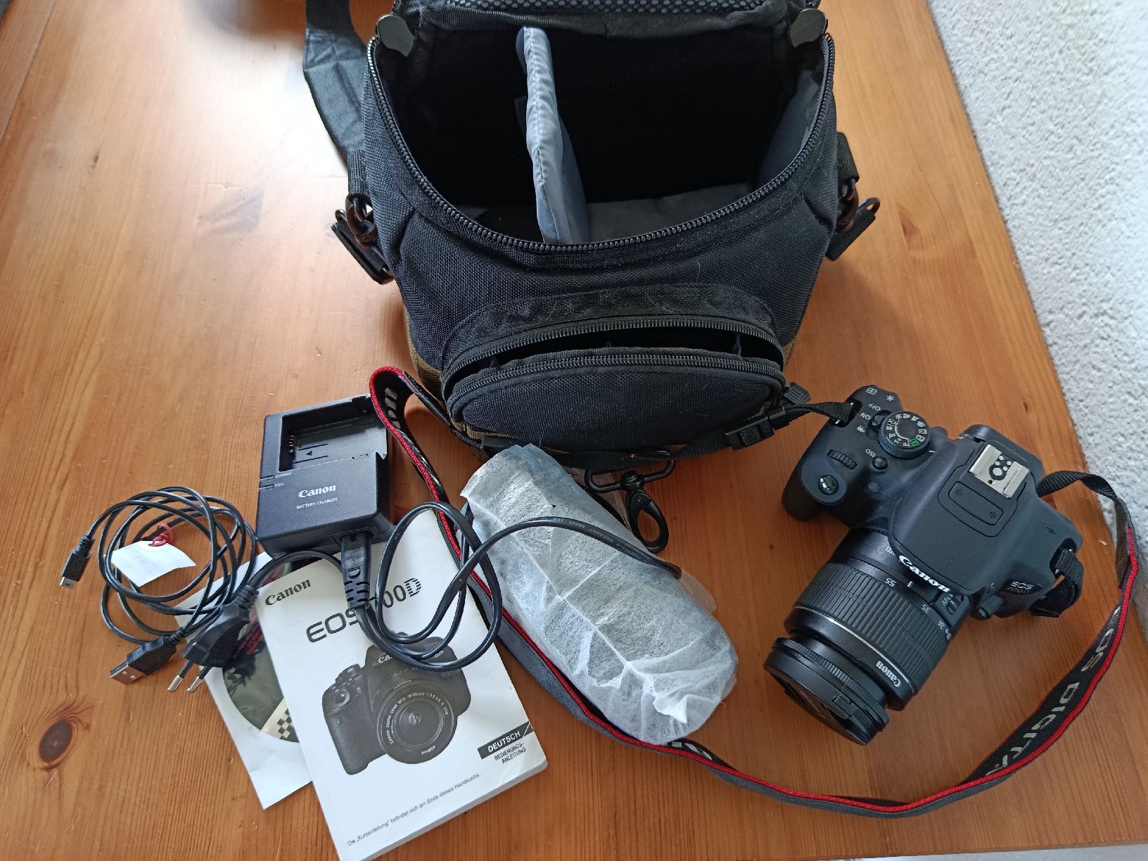 Canon Fotocamera: Canon EOS 700D mit 2 Objektiven – Usato da Gerlafingen venduto da JessicaBruppacher 3