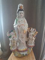 Porzellanfigur, Göttin Kuan Yin mit Kinder, Asiatisch 