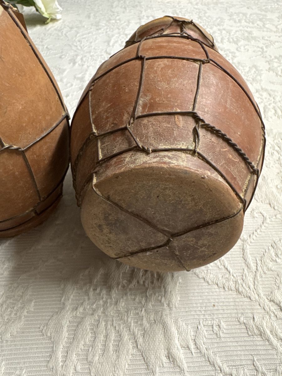 Tutte le decorazioni: 2antike Tongefässe mit Draht umwickelt – Usato da Gams venduto da ver_n7n9 5