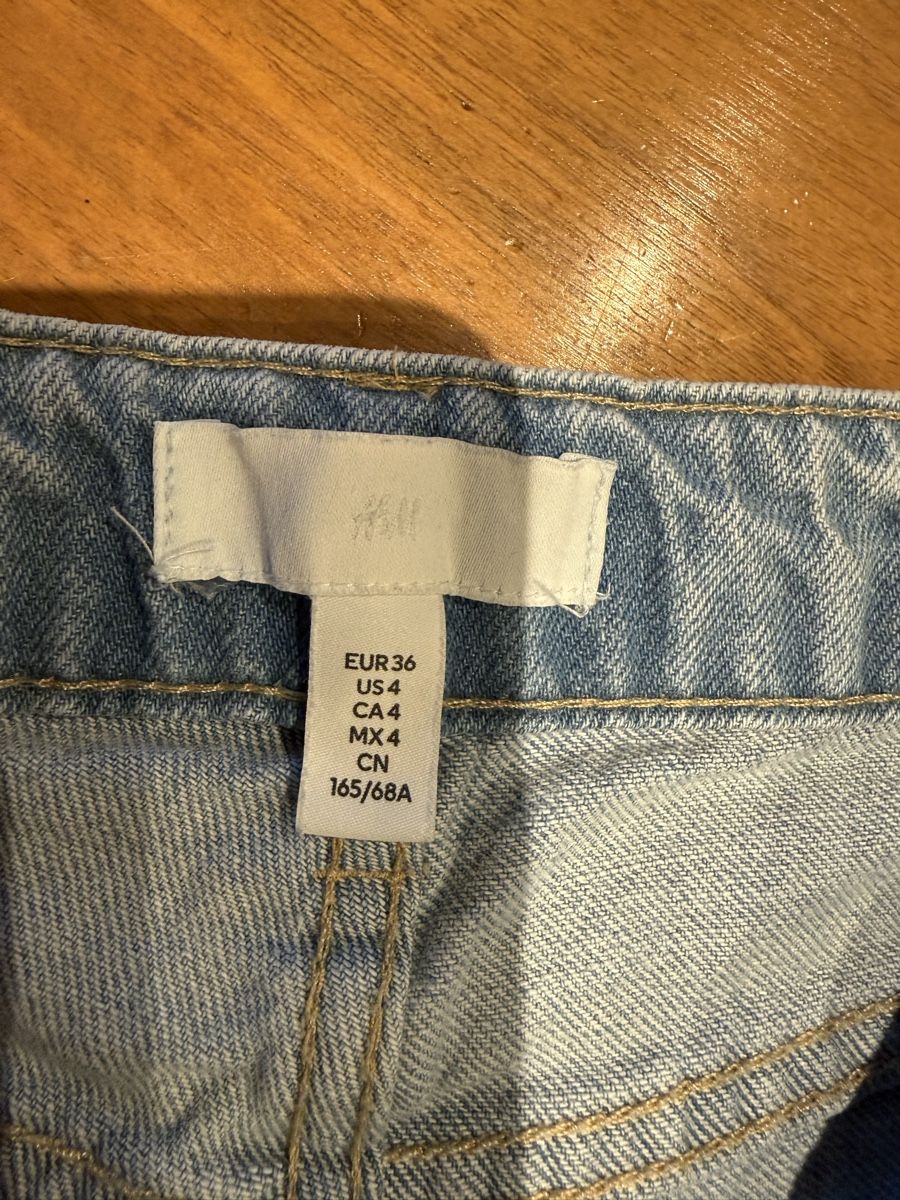H&M Jeans: Jeans – Usato da Andwil SG venduto da Skyline21 2