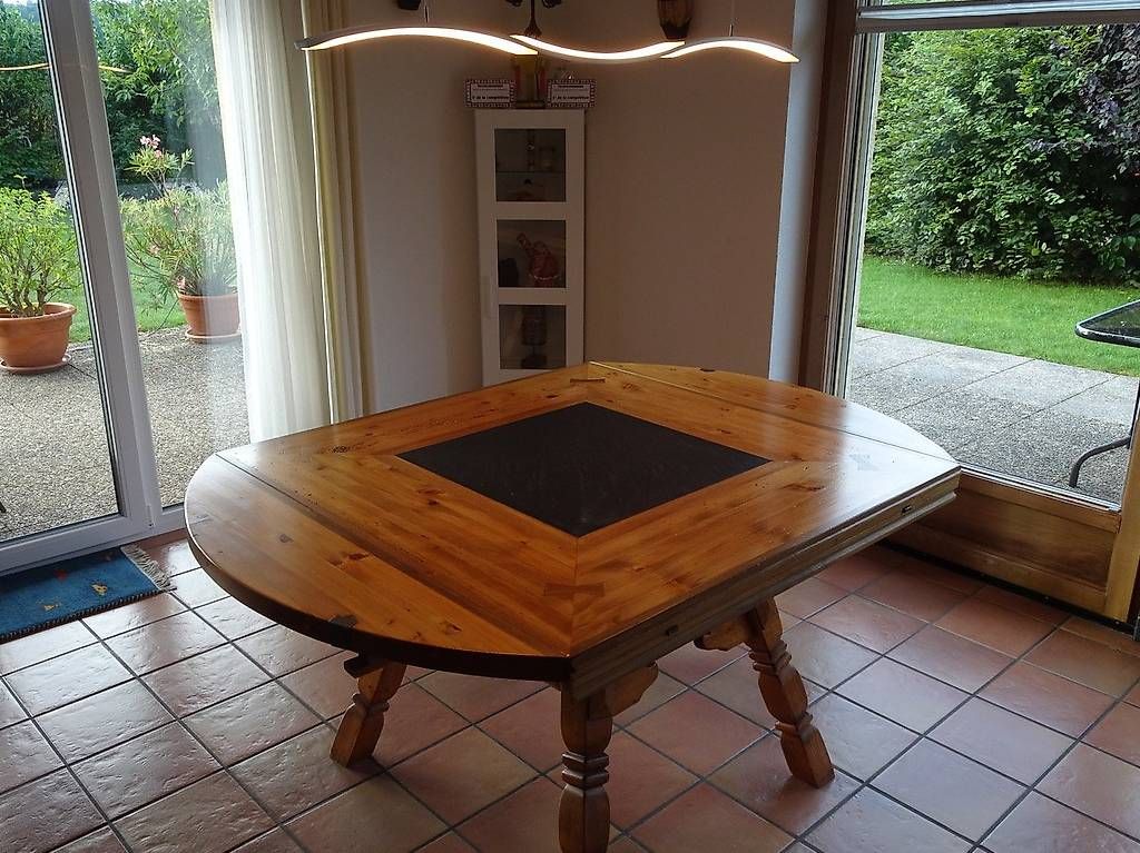 Tables: TABLE GRISONNE – D'occasion à Coffrane par Skukuza 2