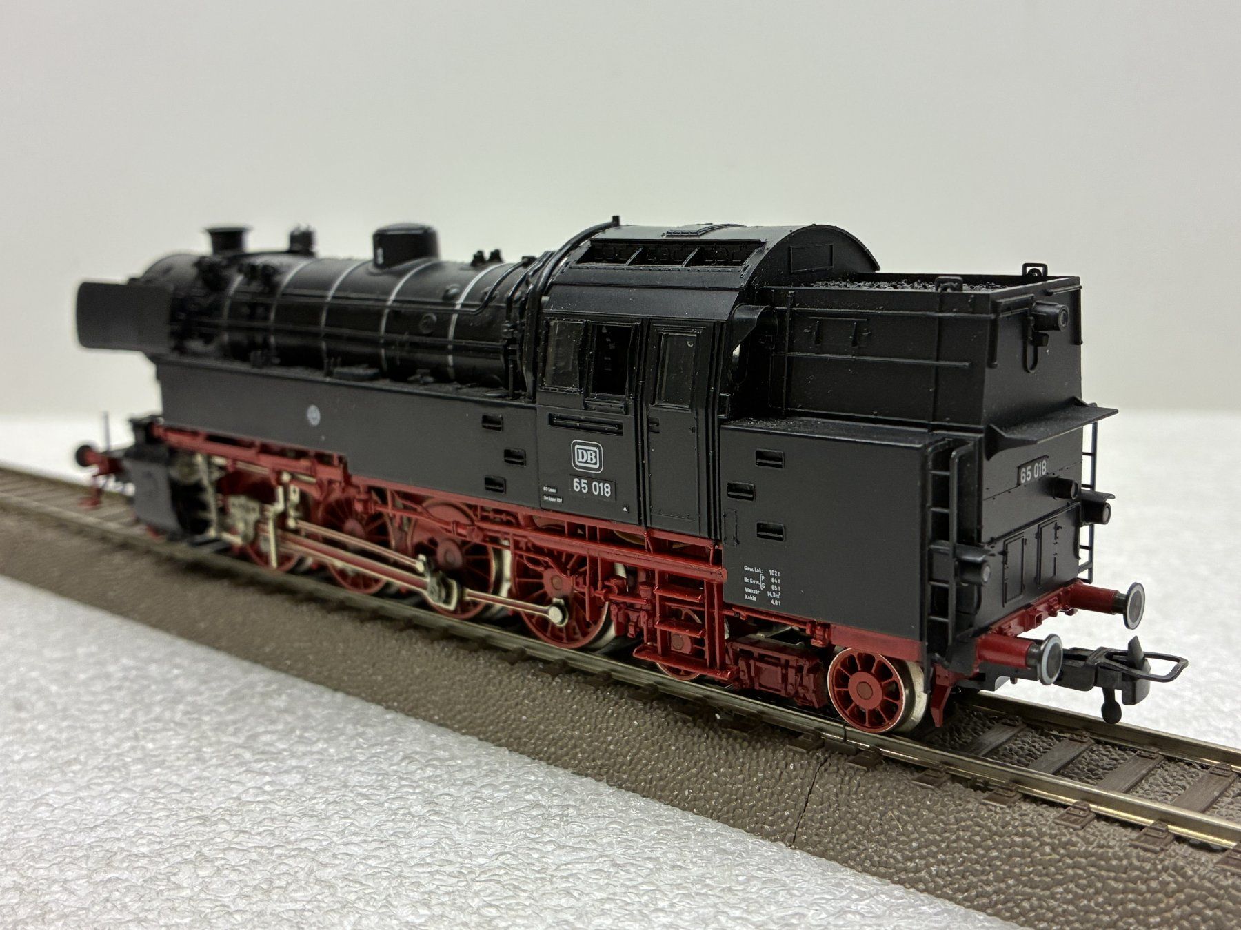 Fleischmann Modelleisenbahnen: Fleischmann H0 Digital= Dampflok DB 65 018 – Gebraucht aus Thun von retoolinoo 1