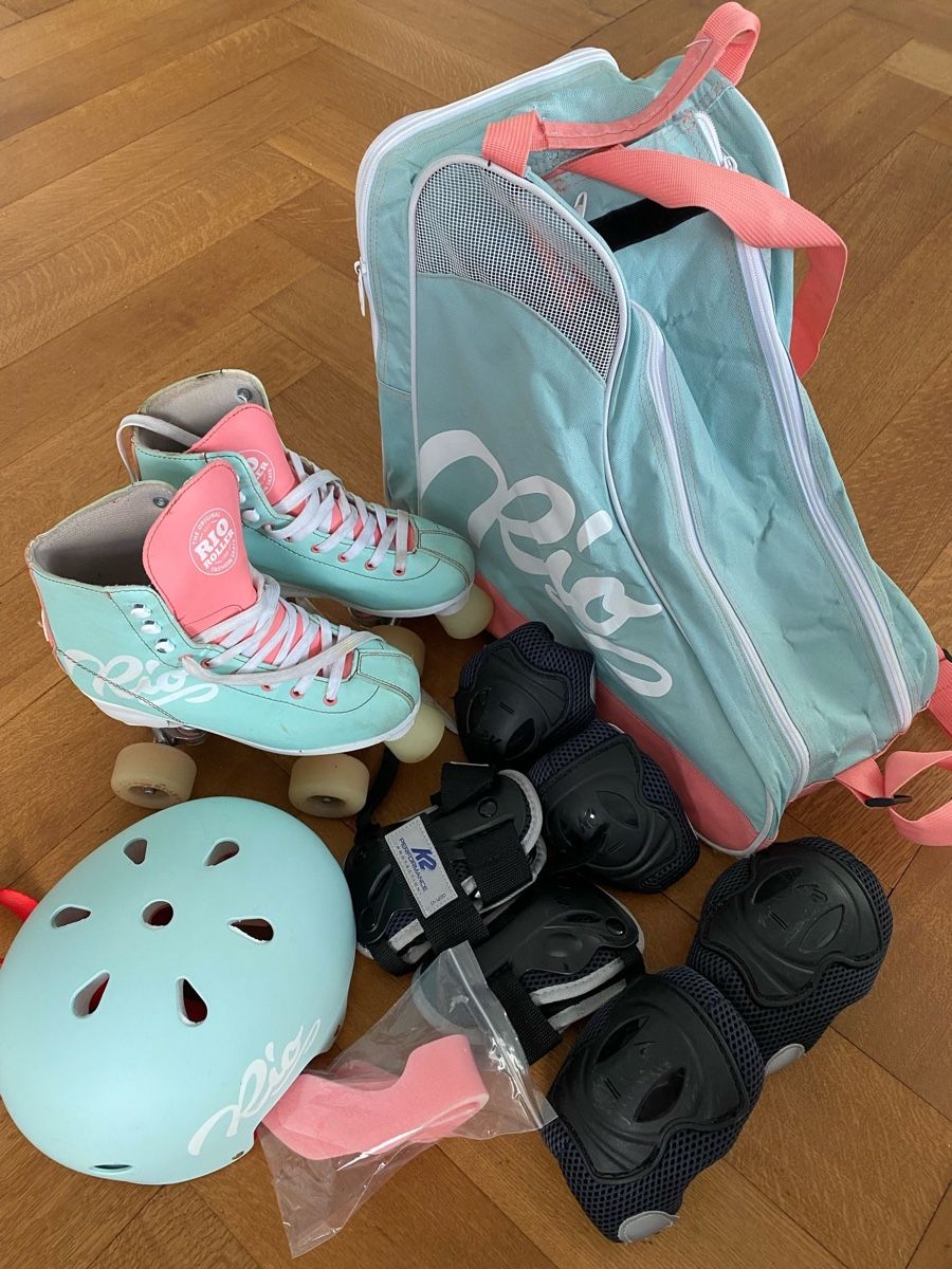 Rio Roller Pattini in linea & Pattini a rotelle: Rio Roller Quad Skates Set, Gr. 35.5 mit Schoner & Helm – Usato da Basel venduto da mingebrand
