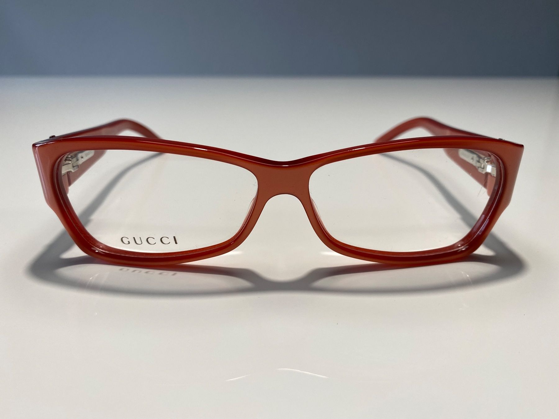 Gucci Occhiali & Lenti: Monture de lunettes Gucci Rouge – Nuovo (secondo la descrizione) da Bottens venduto da 2Lens
