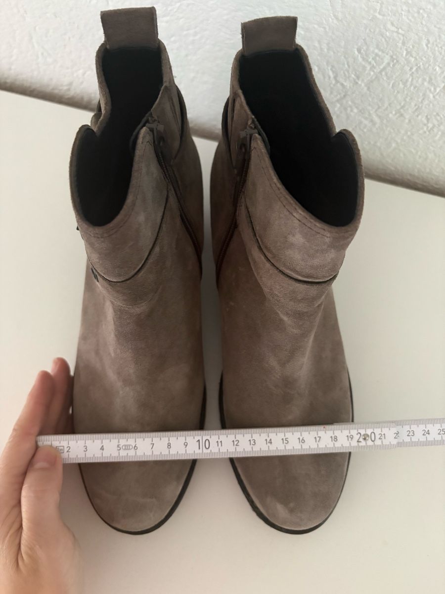 Gabor Scarpe da donna: Stiefelette Gabor – Nuovo (secondo la descrizione) da Bülach venduto da kittygismo 1