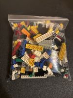 Brique de construction lot assorti 1kg environ bon etat
