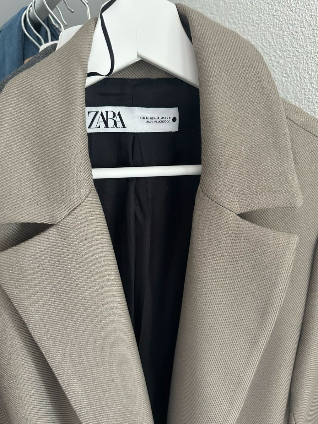 Zara Cappotti: Zara Mantel / Trenchcoat – Nuovo (secondo la descrizione) da Kriens venduto da tom_hjc5 1