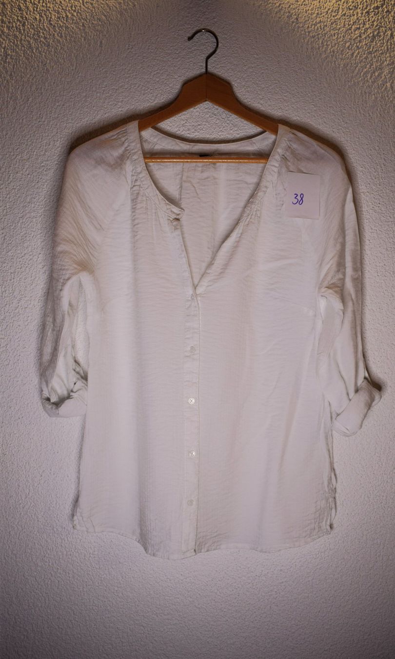 Camicette: Weisse Bluse, Grösse 38 von Multiblu – Usato da Merenschwand venduto da tolles_2hand