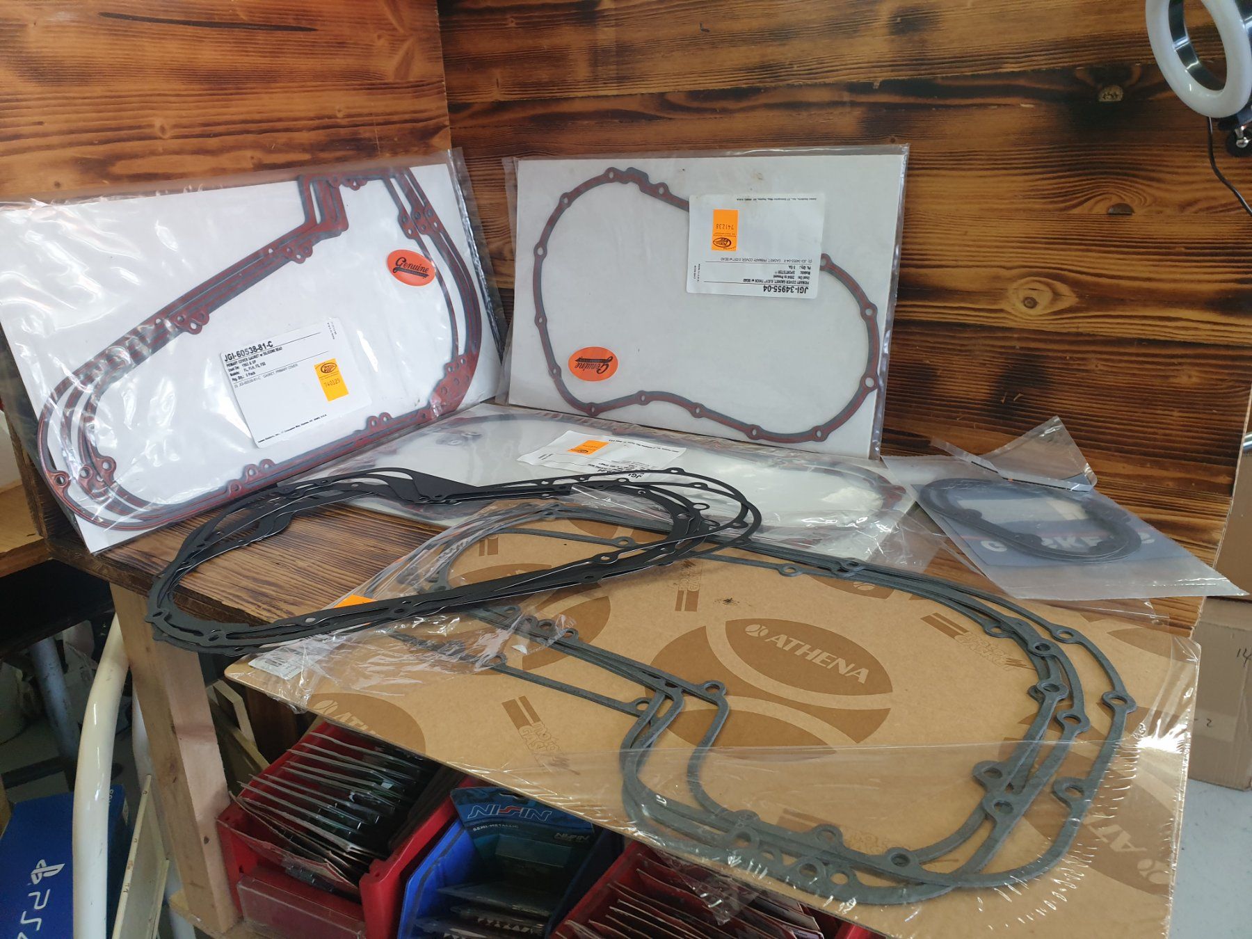Harley-Davidson  Motori: Harley Davidson Motor und Primärdichtungen – Nuovo e nell'imballaggio originale da Goldau venduto da Ktmuze 1