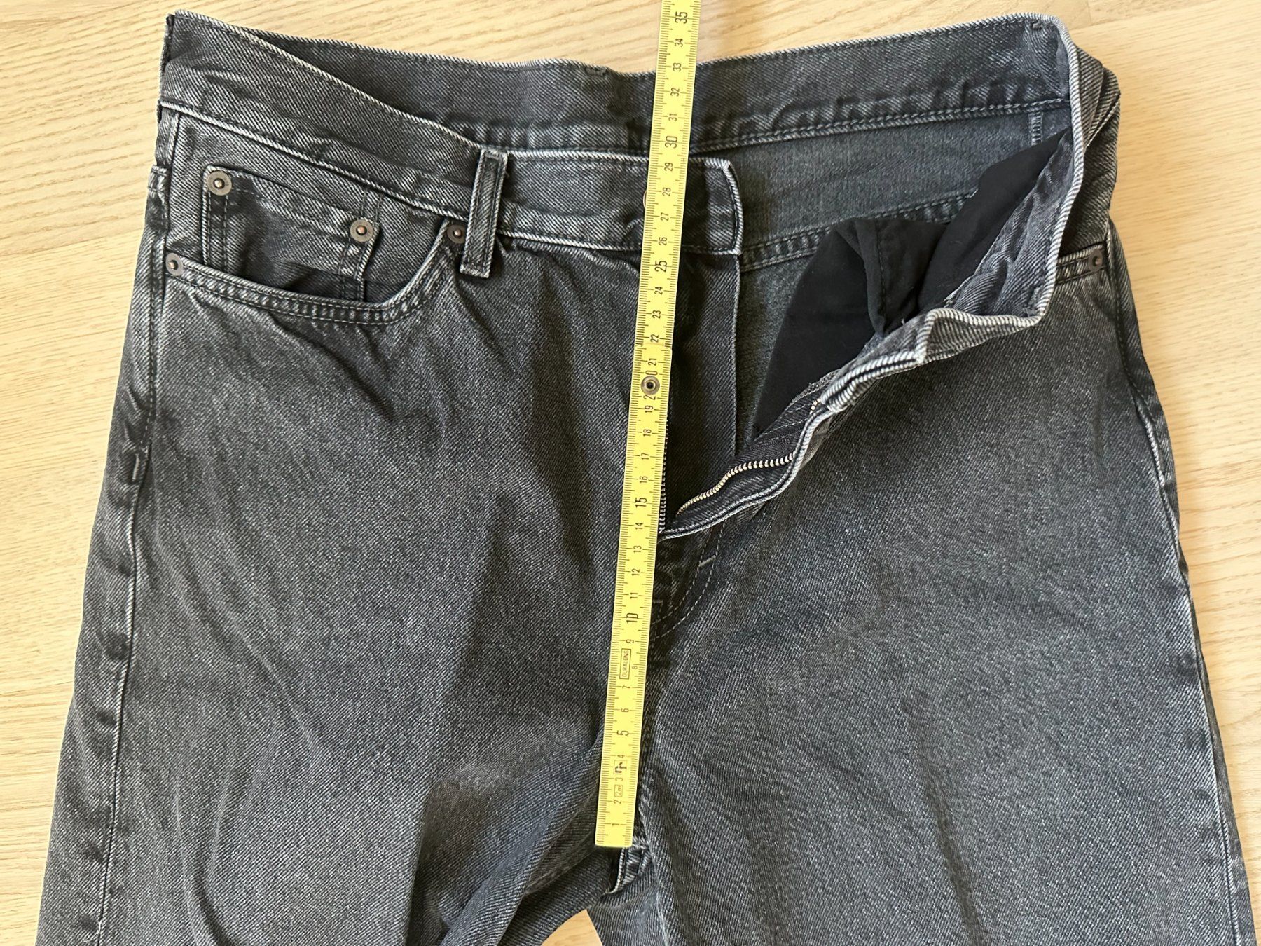Cos Jeans: Jeans grau von COS – D'occasion à Zürich par Rigiblick2 2