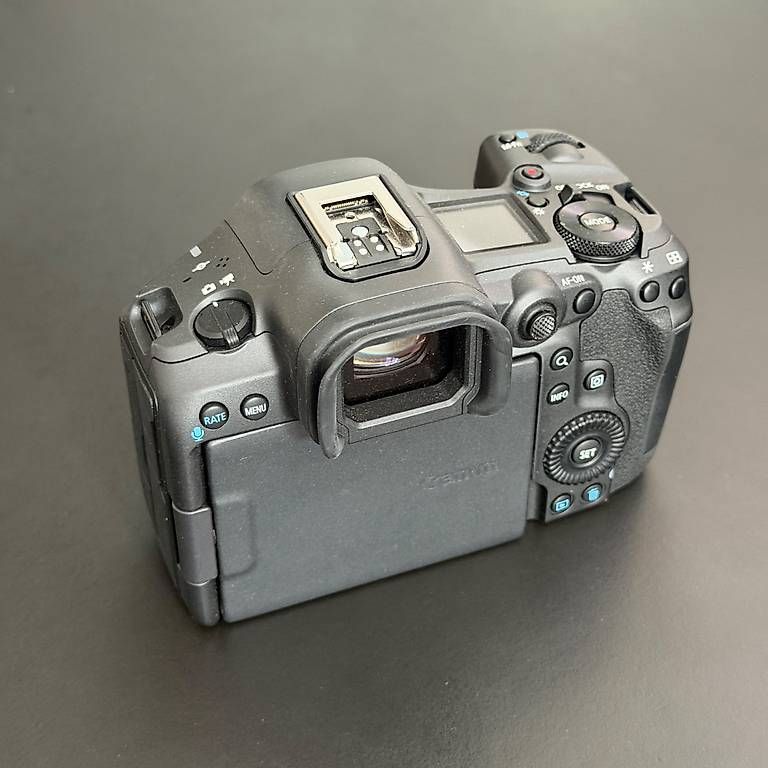 Canon Fotocamera: Verkaufe Canon EOS R5 Mark II – Usato da Chur venduto da ing_k5gv 1
