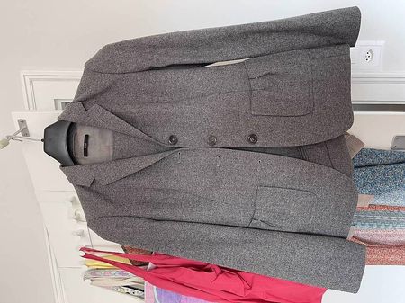 Costume femme Hugo boss taille 38