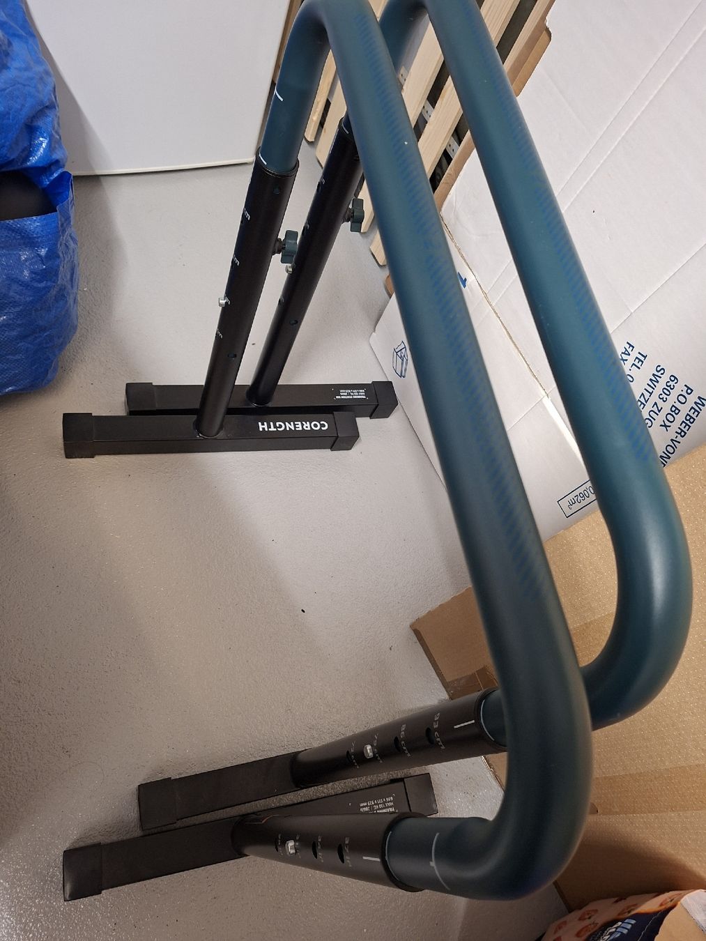 Decathlon Hometrainer: Dip Station Corength höhenverstellbar – Usato da Cham venduto da lun_bm6j 2
