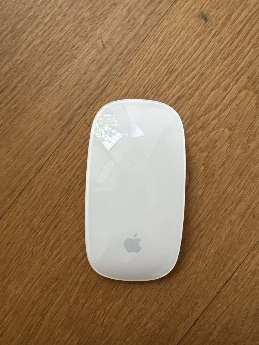 Apple Souris: Apple Magic Mouse weiss – D'occasion à Bern par Steffihirsiger