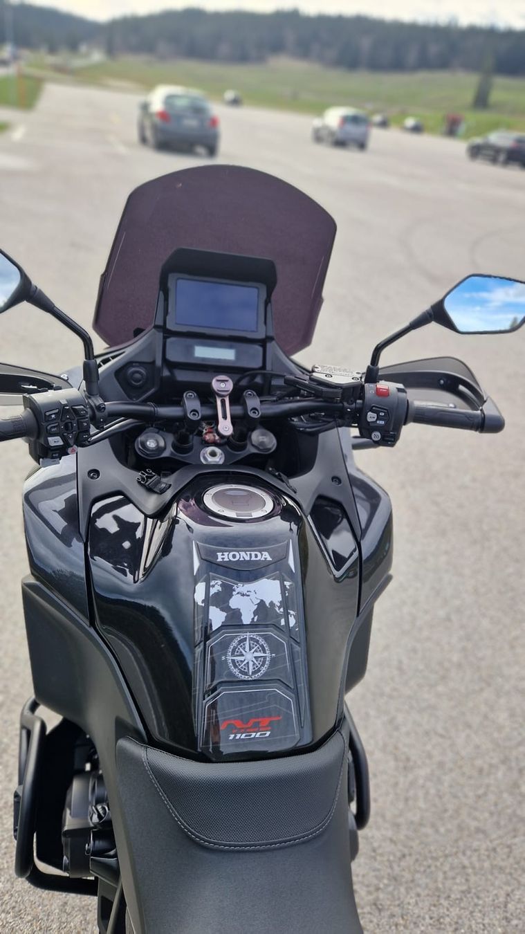 Honda Touring: Honda NT 1100 DCT – Nuovo (secondo la descrizione) da Vessy venduto da eli_c569 6