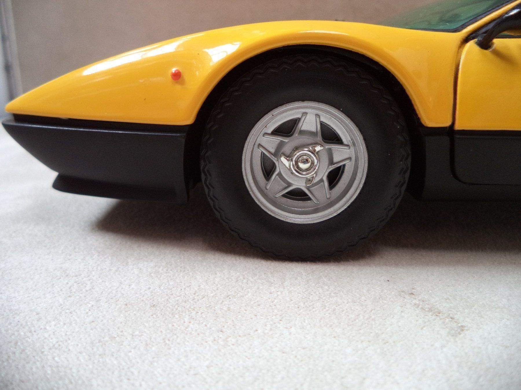 Modellini d'auto: CHRONO Ferrari 512 BB 1:18 – Nuovo (secondo la descrizione) da Rieden AG venduto da Wirth03 8