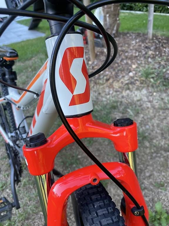 Biciclette: VTT Scott 24" État neuf – Usato da Bevaix venduto da Greg999 4