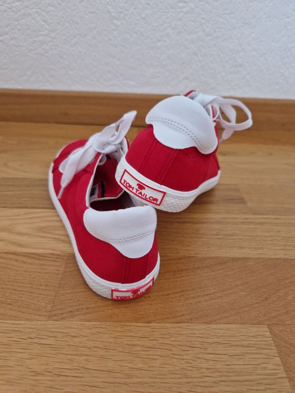 Tom Tailor Scarpe per ragazze: Neu Tom Tailor Sneaker Schnürschuhe Gr.39 – Nuovo (secondo la descrizione) da Buchs Sg venduto da Valedi 2