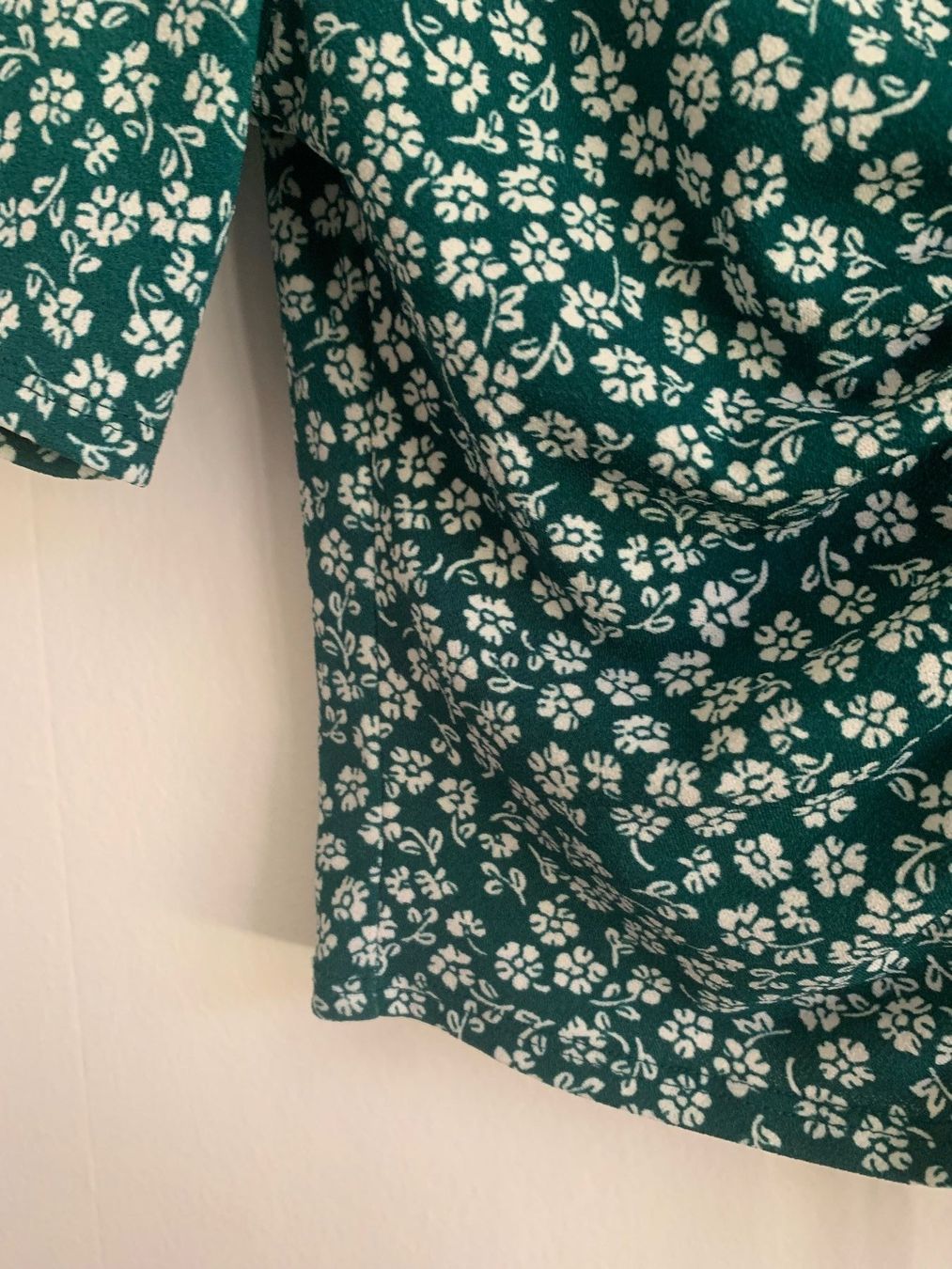 H&M Blusen: Sommerbluse Divided geblümt – Gebraucht aus Gondiswil von kaj_26vz 1