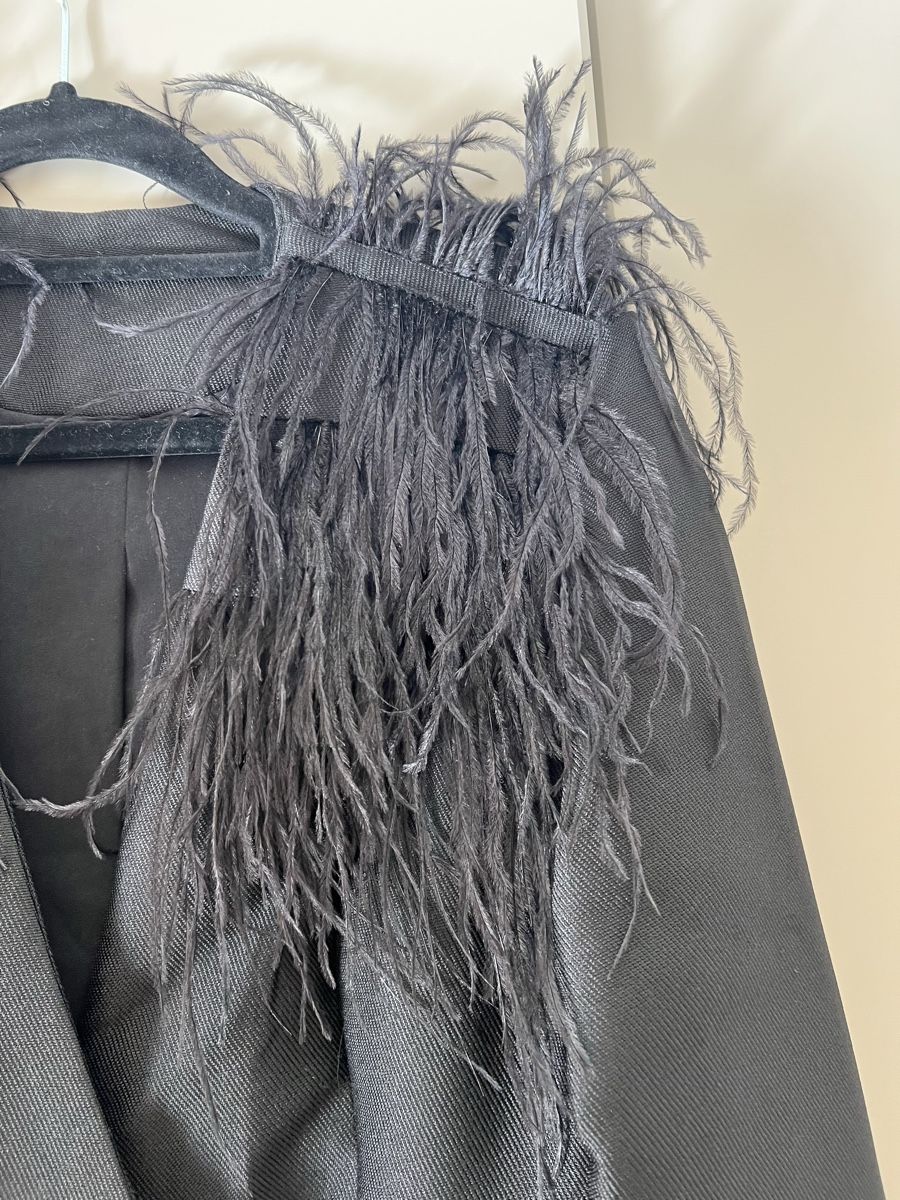 Vestiti: Jacket dress with feather sleeves – Usato da Zollikon venduto da jud_cmm9 6